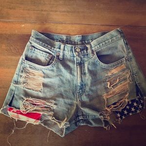 Levi jean shorts